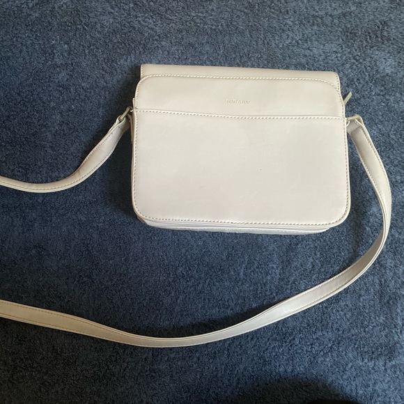 Matt & Nat vegan leather crossbody purse (light purple) - Picture 2 of 4